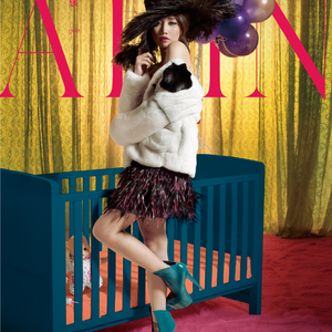 小萝莉扒开尿口久久久
